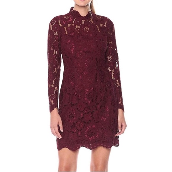 Betsey Johnson Dresses & Skirts - NWT!! Betsey Johnson Long Sleeve Lace Rounded Neck Sheath Dress Womens Sz 6
